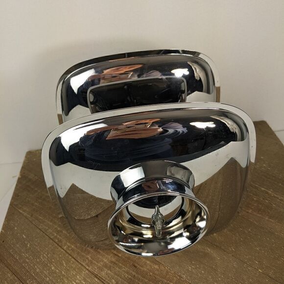 Glo Hill 2 tier desert stand with cherry bakelite - Picture 5 of 5